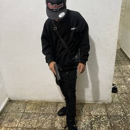 After - Add Gun to Photo