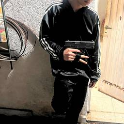 Add Gun to Photo