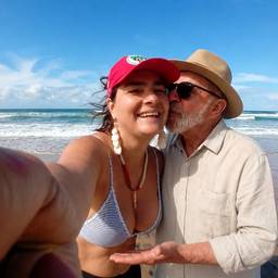 After - Beach Selfie Hand Reposition