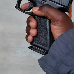Add Gun to Hand