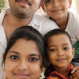 AI Family Portrait Creator