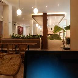 Cafe Interior 9:16 Expand