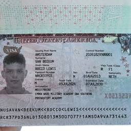 Après - Découpe de Photo de Passeport Visa