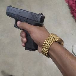 Add Gun to Hand