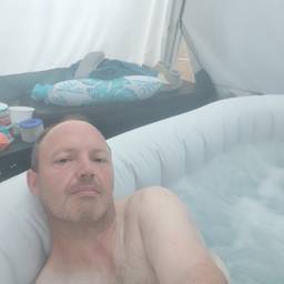 Antes - Caballo en Jacuzzi