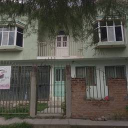 Avant - Rénovation de l'extérieur d'une maison grise