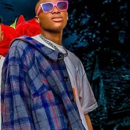 Before - Retro Shades Fashion Portrait