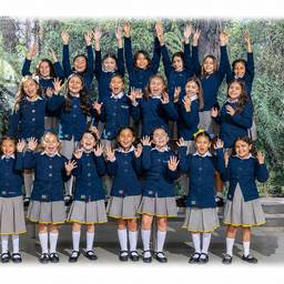 Avant - Les professeurs rejoignent la photo de classe