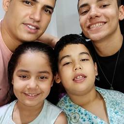 Family Group Photo Merge