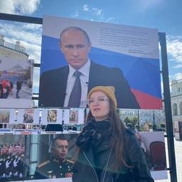 Avant - Échange d’affiche de Poutine à Obama