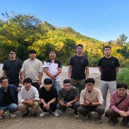 Group Photo Background Swap