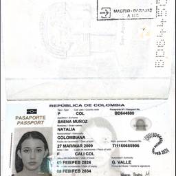 Avant - Modification de la date sur le passeport colombien
