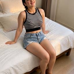 Sitting Pose on Bed