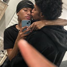 Mirror Selfie Person Swap