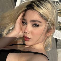 Avant - Deux photos, un selfie