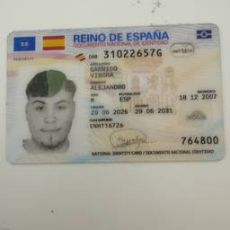 Avant - Modification de l’année sur la carte d’identité espagnole