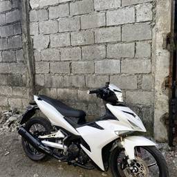 White Motorcycle Color Change