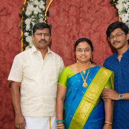 Family Photo Couple Swap