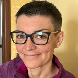 Portrait To Full Body Photo AI - Free Online Tool | ImageGPT