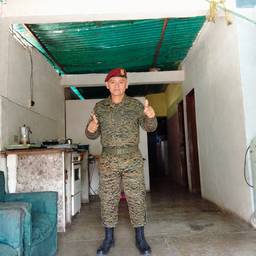 Nachher - Porträt in Militäruniform