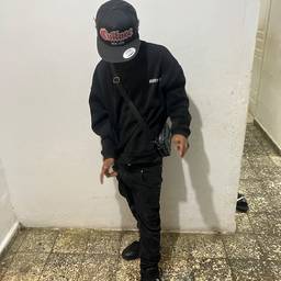 Before - Add Gun to Photo