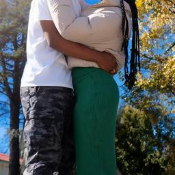 Couple Kissing Photo Edit