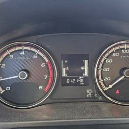 Antes - Editar el número del odómetro del coche