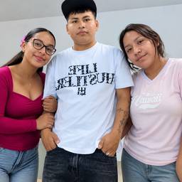 Natural Group Photo Merge