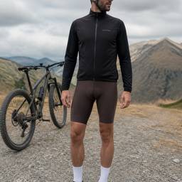 Cycling Outfit Photo