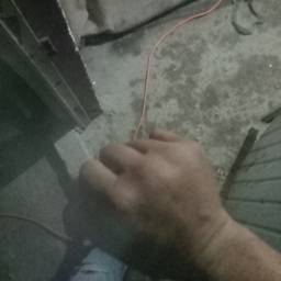 Antes - Edição de Dedo Quebrado Falso