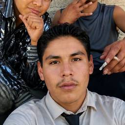 Group Photo Merge