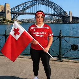 Antes - Bandeira de Tonga na Ópera de Sydney