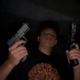 Dual Guns Action Pose