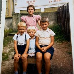 Vivid Vintage Photo Colorization