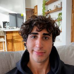 Clean Selfie Text Removal