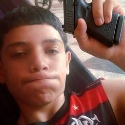Glock in Hand Selfie