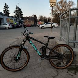 After - Customize Bike Colors AI