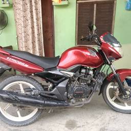 Avant - Recoloration de moto verte