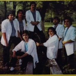 Antes - Mejorar Foto Grupal Vintage