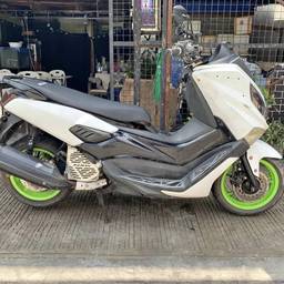 Antes - Recolorização de scooter todo preto