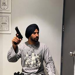 Après - Ajouter une Arme à une Photo