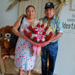 Bouquet Added to Couple Photo