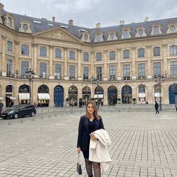 Before - Outfit Change Paris Photo
