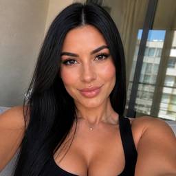 Realistic Instagram Selfie