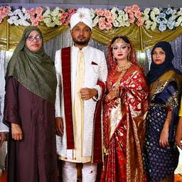 After - Wedding Family Portrait in HD