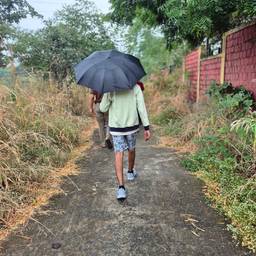Antes - Passeio cinematográfico na chuva