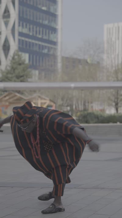 Avant - Vidéo de Danse Tourbillon