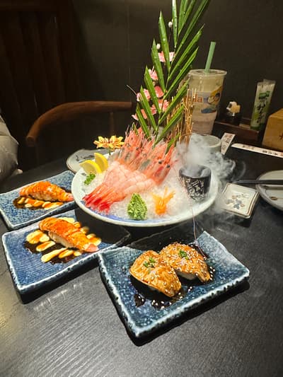 Antes - Pôster promocional de frutos do mar incrível