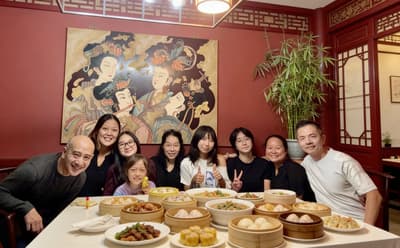 Dim Sum Restaurant Scene