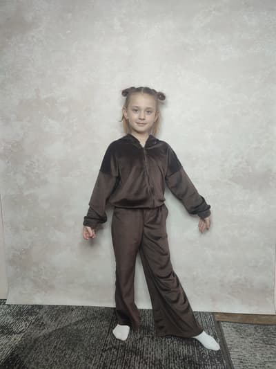 Before - Fashion Studio Background Swap